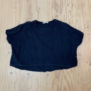 Elizabeth Suzann Linn top